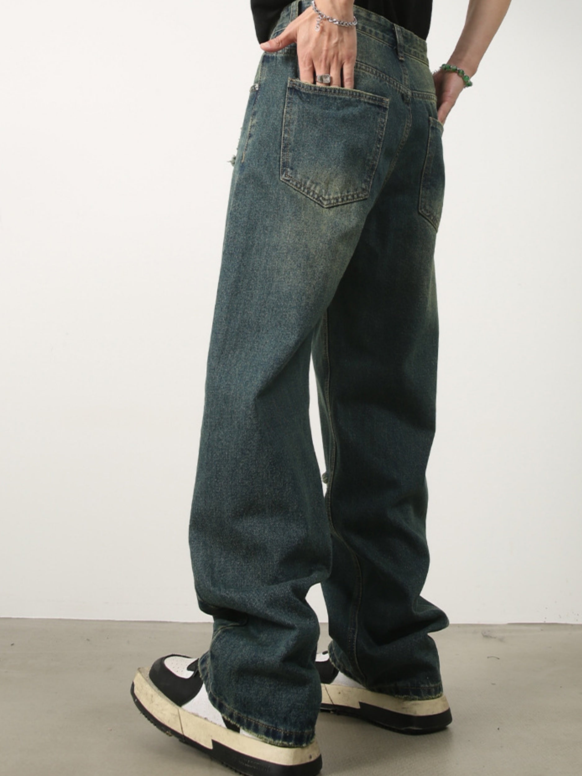 Hearujoy Men's Denim New Design Sense Street Dance Hip-hop Skateboard Hole Straight Leg Jeans Frosted Wide Leg Loose Casual Denim Pants