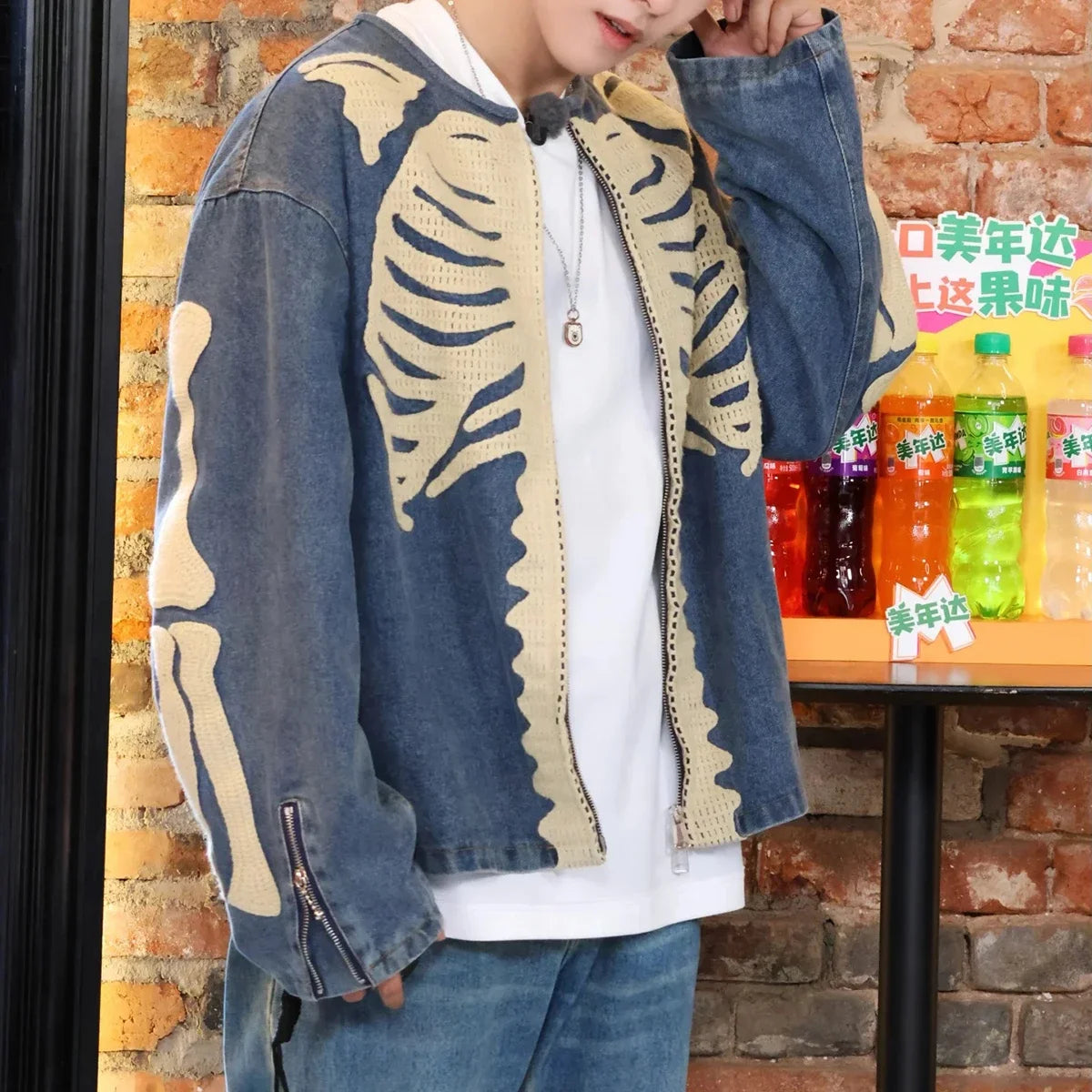Hearujoy Streetwear Skeleton Bone Embroidery Washed Blue Denim Jacket for Men and Women Vintage Crew Neck Windbreaker Fall Jeans Coat