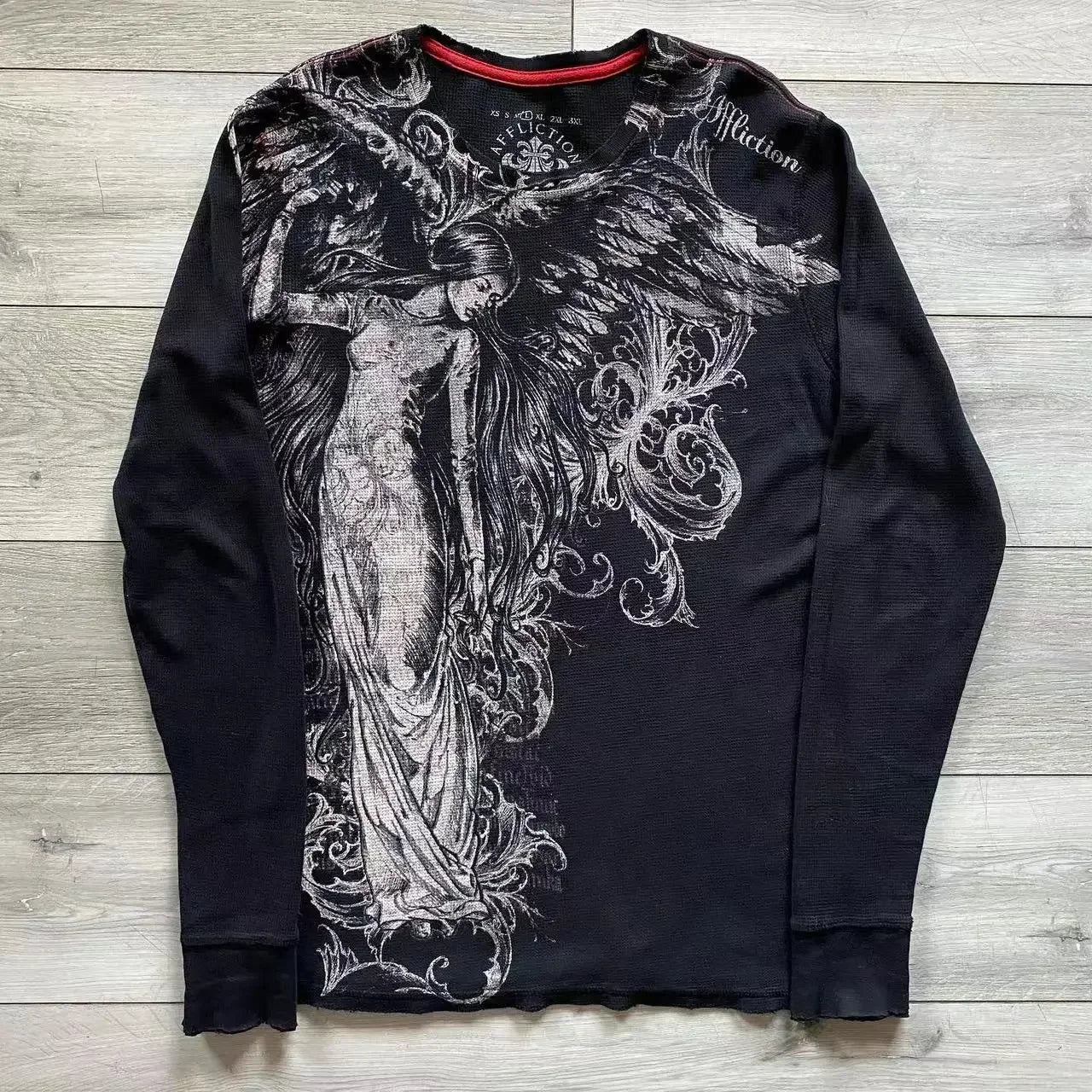 Hearujoy Affliction Long sleeved T shirt Y2K Fashion New Round Neck Oversized T shirt Mens Womens Casual Tops Streetwear Gothic Clothing