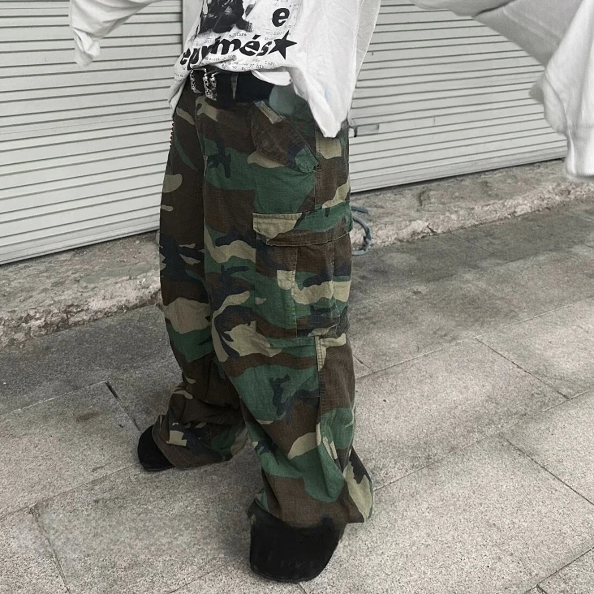 Hearujoy Streetwear Multi-pockets Baggy Camouflage Cargo pants Mens and Womens Straight Patchwork Loose Casual Overalls Oversized Jeans