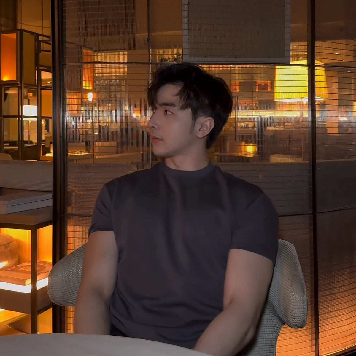 HEARUJOY  -  Ice-sensing Air Layer Ultra-thin Quick-drying Round Neck Shoulder-retching Sleeves Elastic Smooth Cool Short-sleeved T-shirt