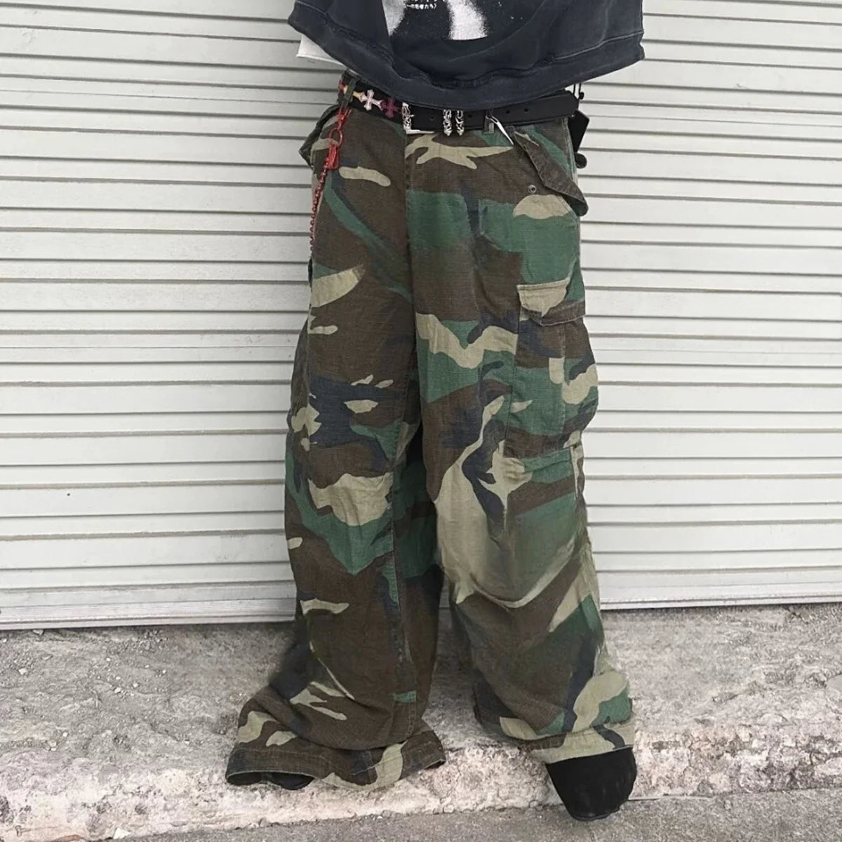 Hearujoy Streetwear Multi-pockets Baggy Camouflage Cargo pants Mens and Womens Straight Patchwork Loose Casual Overalls Oversized Jeans