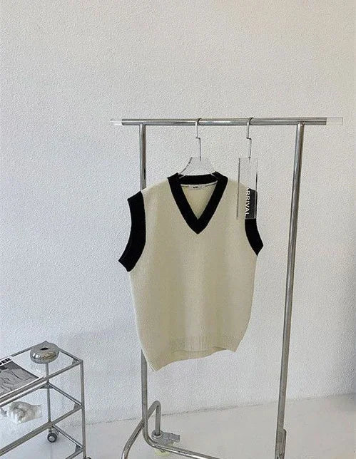 HEARUJOY  -  White Striped Knitted Sweaters For Men Vest V Neck Man Clothes Sleeveless Waistcoat Thick Winter Old Cotton Wholesale Sale S