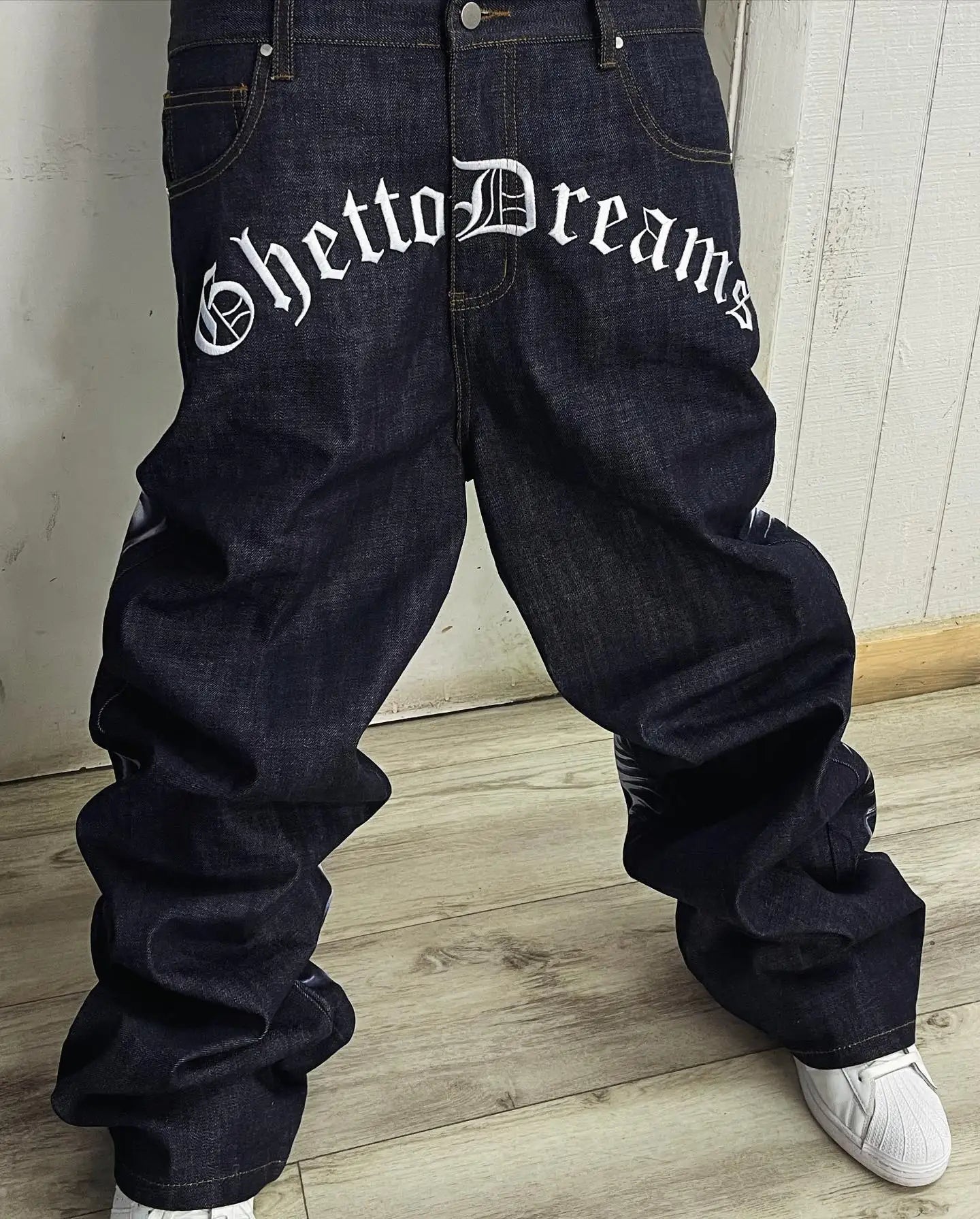 Hearujoy Goth Graphic Letter Embroidered Jeans Y2K Harajuku Hip Hop Vintage Baggy Jeans Mens Womens High Waist Straight Wide Trousers