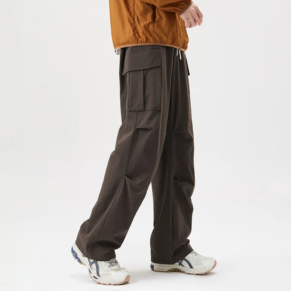 Hearujoy Autumn New Fashion Pleated Paratrooper Overalls Pants Men Outdoor Sports Big Pocket Mountain Wide Leg Casual Mens Pants