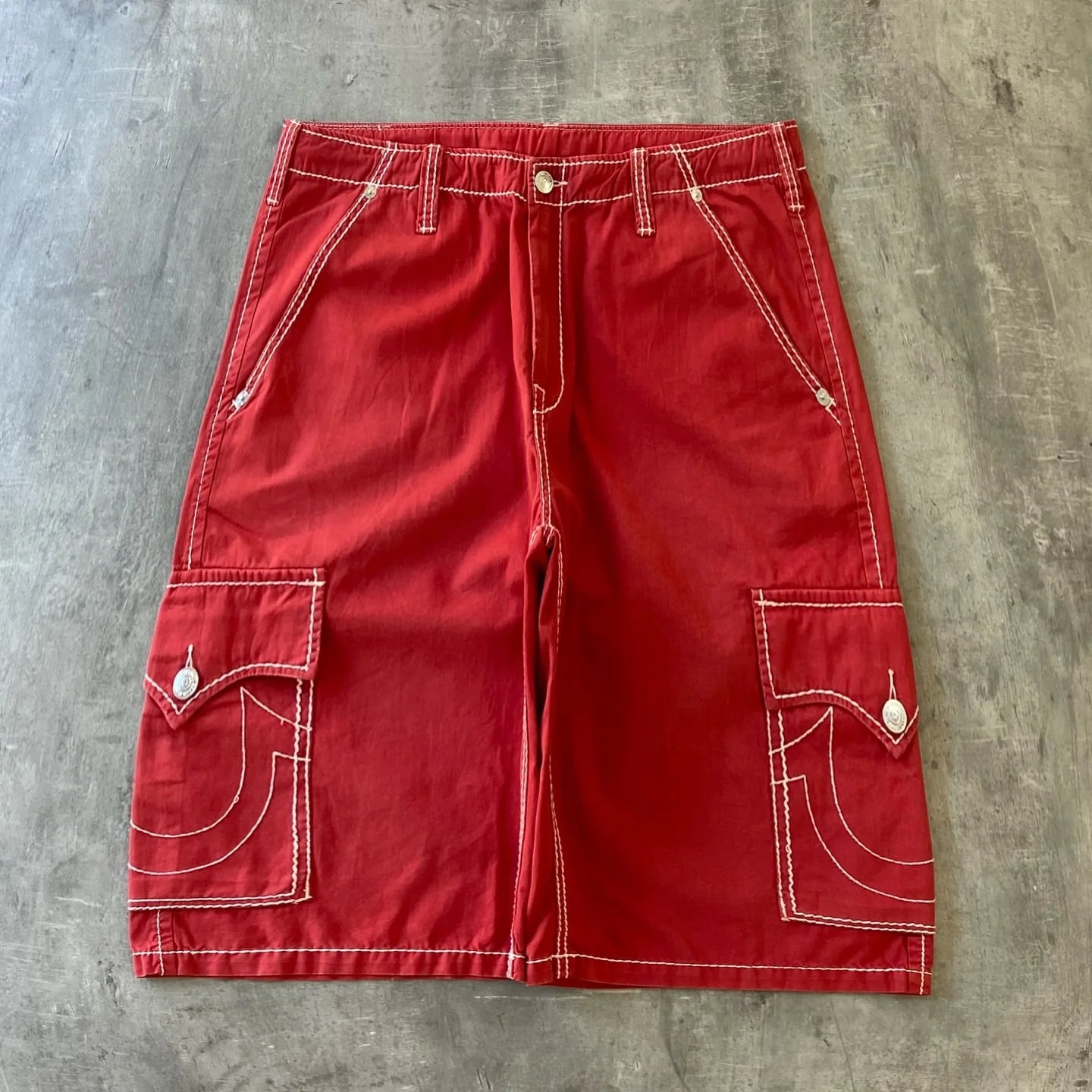 Hearujoy Y2K New Line Embroidered Red Denim Mid Pants American Retro Gothic Jeans Men Street Hip Hop Harajuku Punk Loose Wide Legs Shorts