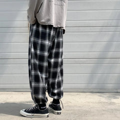 Hearujoy Black Plaid Pants Men Fashion Retro Casual Pants Loose Straight Wide Le Pants Men Streetwear Mens Vintage Trousers Plus Size 5XL