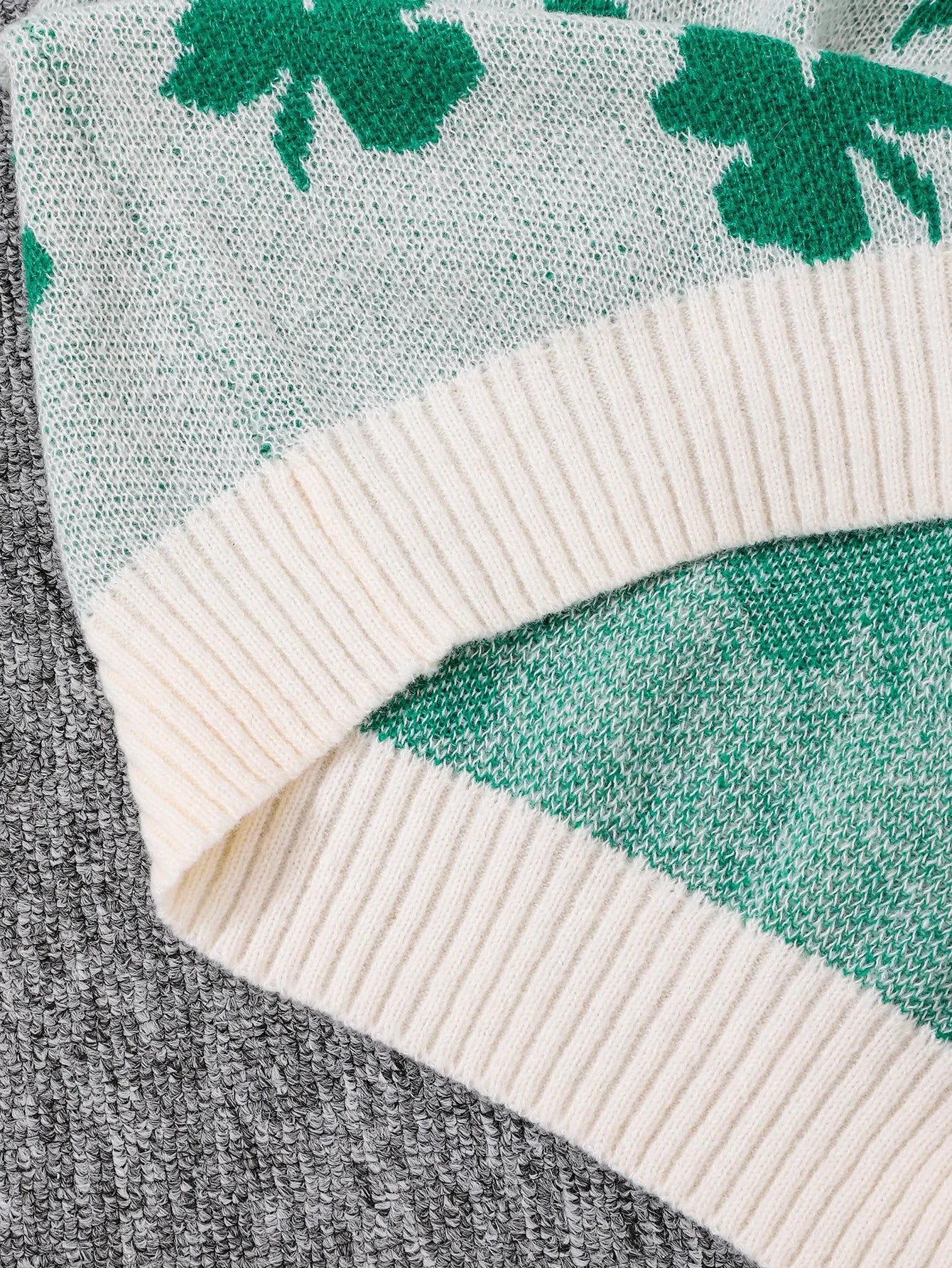 HEARUJOY  -  Four-Leaf Clover Jacquard Pattern Pullover Sweater Casual Round Neck Contrast Color Knitted Men's Pullover