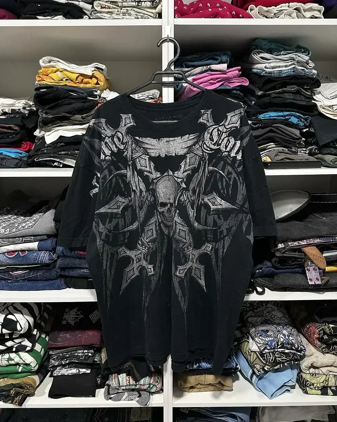 Hearujoy Affliction Long sleeved T shirt Y2K Fashion New Round Neck Oversized T shirt Mens Womens Casual Tops Streetwear Gothic Clothing