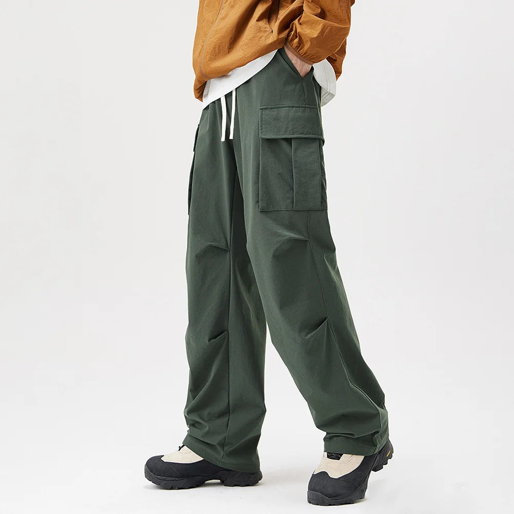 Hearujoy Autumn New Fashion Pleated Paratrooper Overalls Pants Men Outdoor Sports Big Pocket Mountain Wide Leg Casual Mens Pants