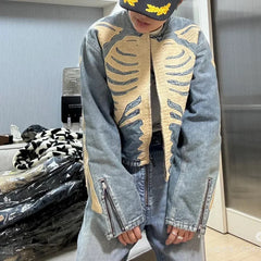 Hearujoy Streetwear Skeleton Bone Embroidery Washed Blue Denim Jacket for Men and Women Vintage Crew Neck Windbreaker Fall Jeans Coat