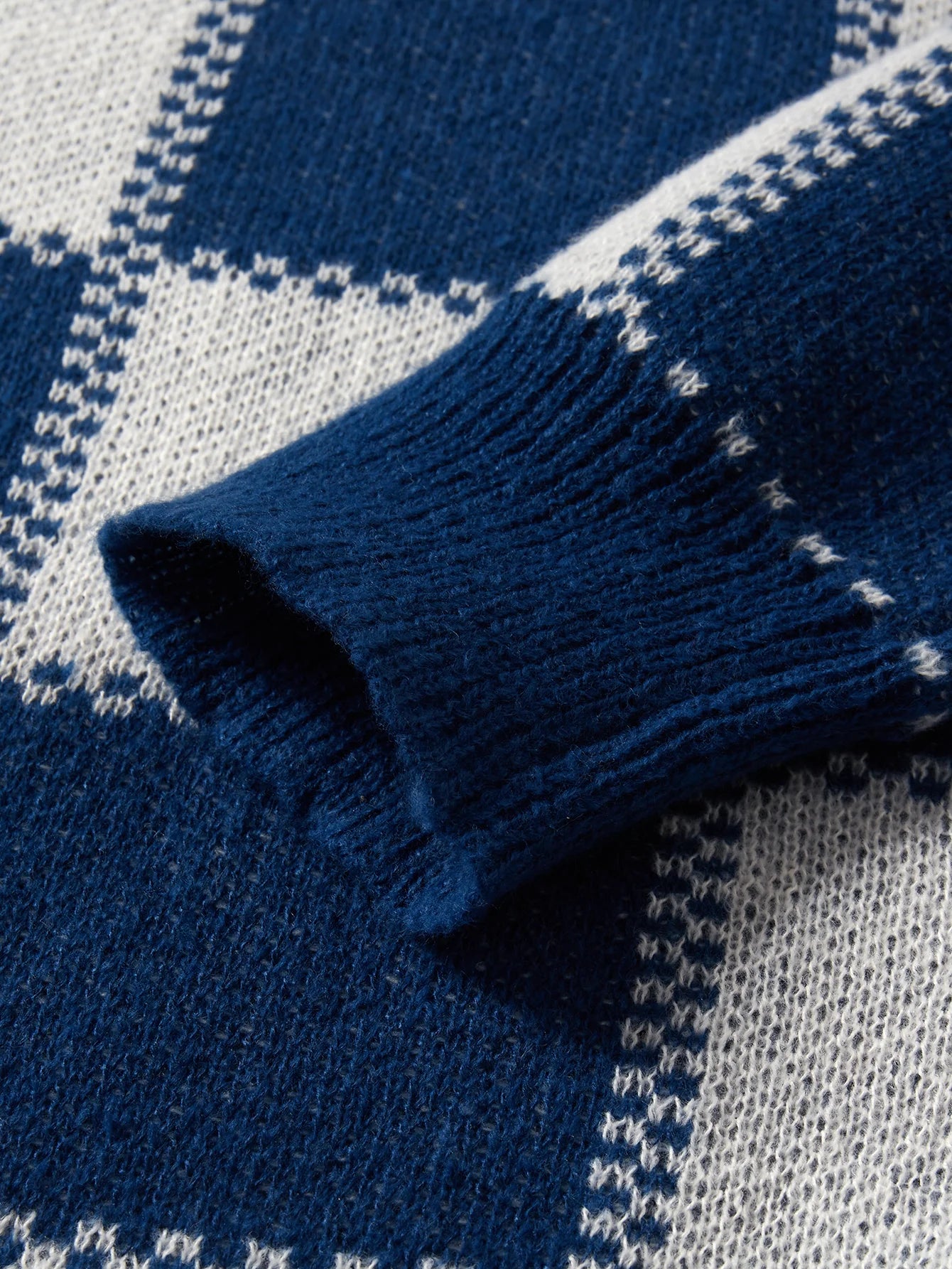 HEARUJOY  -  New Popular Autumn Winter Plaid Jacquard Pattern Pullover Sweater Casual Round Neck Contrast Color Knitted Men's Pullover