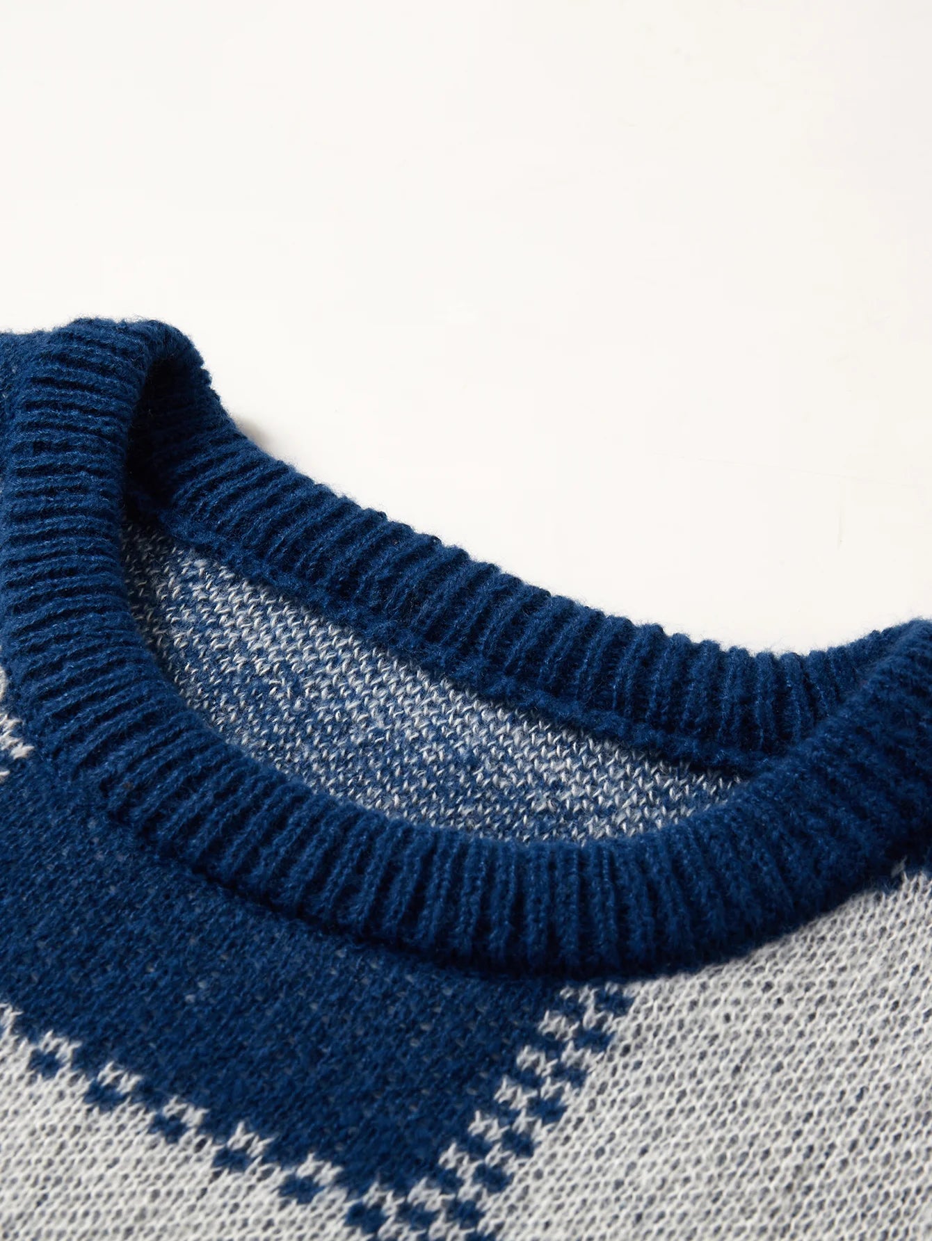 HEARUJOY  -  New Popular Autumn Winter Plaid Jacquard Pattern Pullover Sweater Casual Round Neck Contrast Color Knitted Men's Pullover