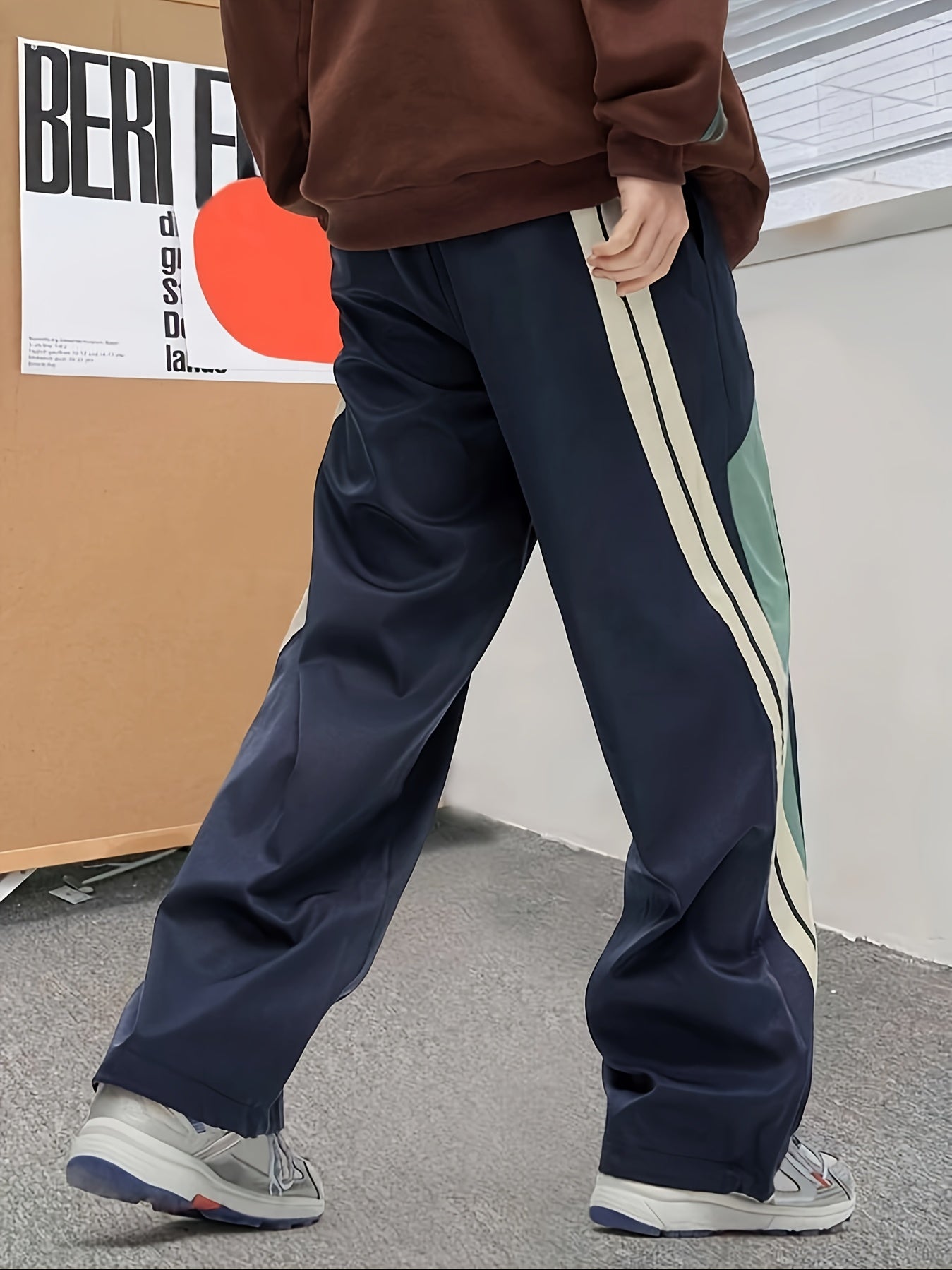 Hearujoy Men'S Casual Handsome Loose Fit For Everyday And Outdoor Wear With Sweatpants And Side Stripes