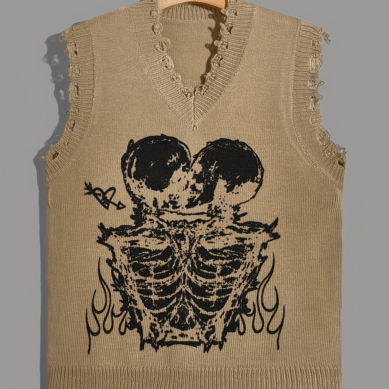Hearujoy Stylish Men's Brown Knit Sweater Vest with Skull Print - Casual V-Neck, Sleeveless Pullover with Raw Hem Detail, Perfect for Summer