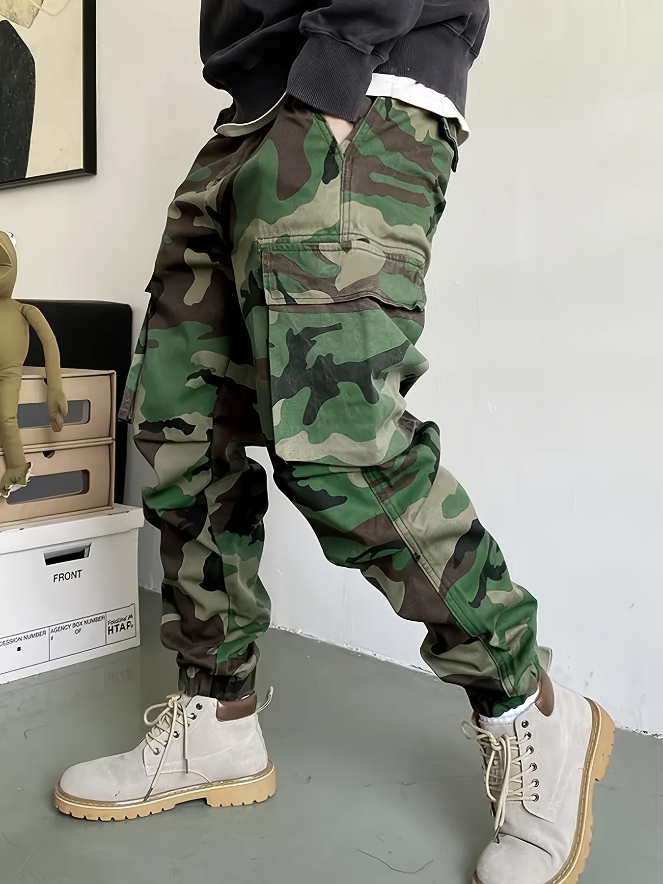 Hearujoy [All-Season Camo Cargo Pants] Men's Camo Cargo Pants - Comfort Fit with Multi-Pocket Design, Street Style Drawstring Waist, All-Season Wear